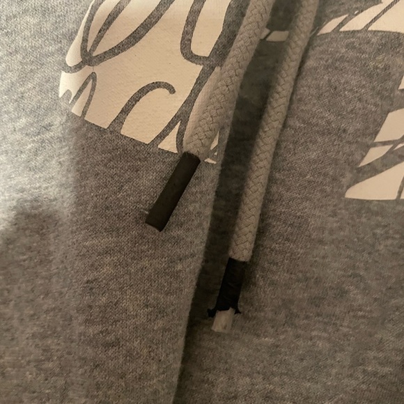 Two Under Armour Hoodies - Picture 7 of 8